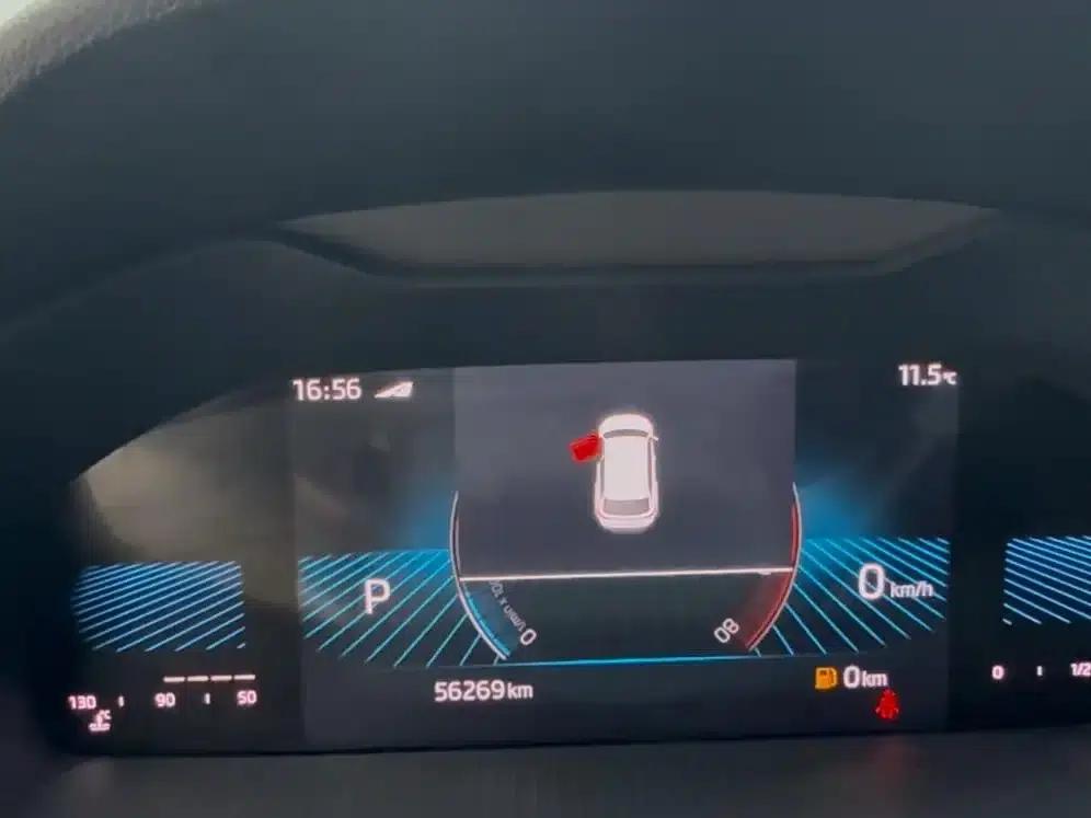 Karoq 2022 TSI280 Premium Edition — миниатюра 21