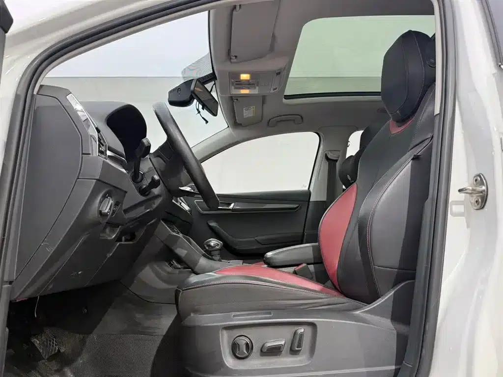 Karoq 2023 TSI280 Luxury Edition — миниатюра 7