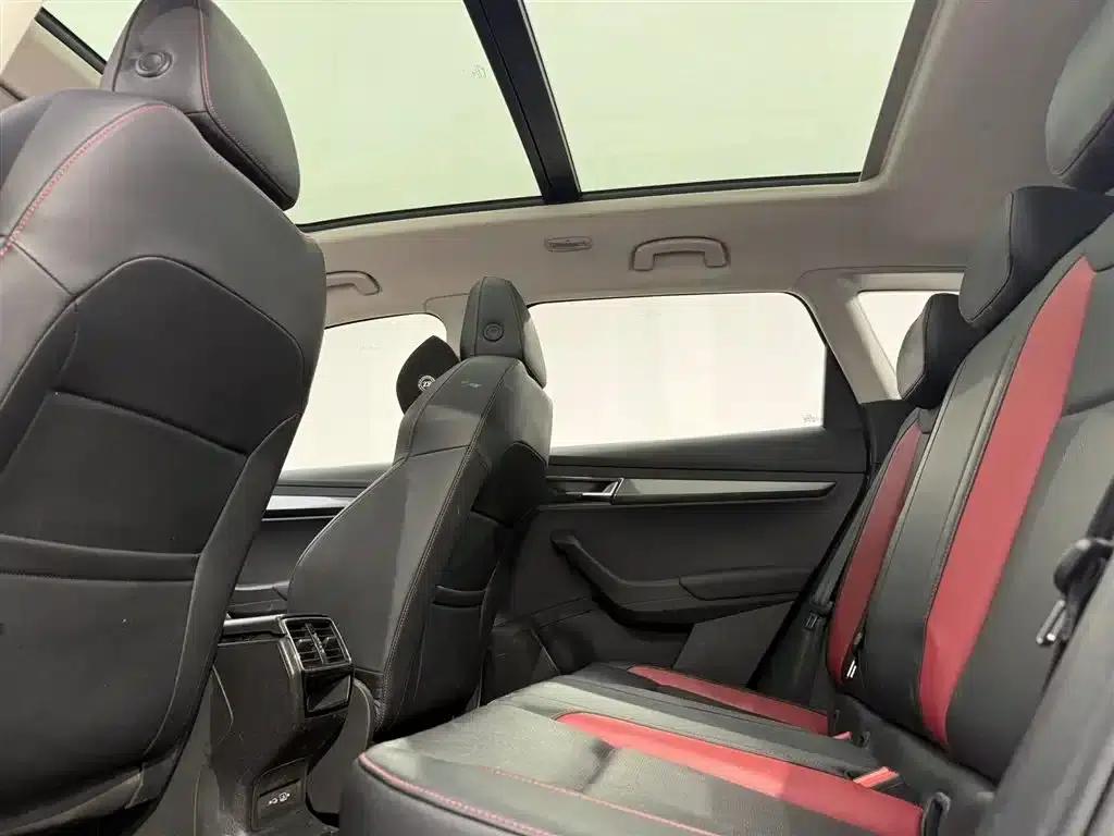 Karoq 2023 TSI280 Luxury Edition — миниатюра 9
