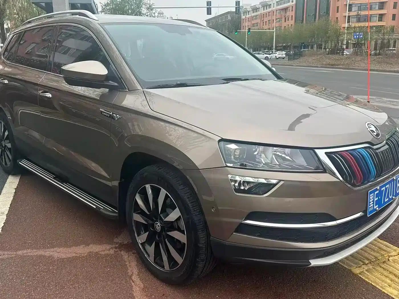 Karoq 2021 TSI280 Luxury Edition — миниатюра 3