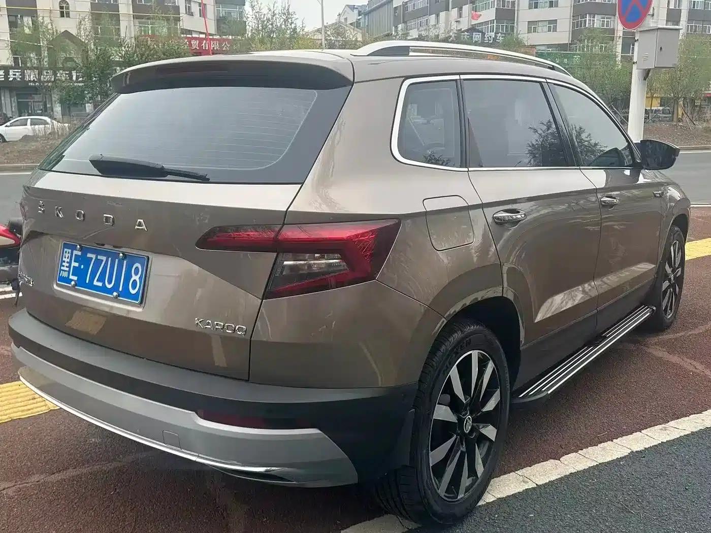 Karoq 2021 TSI280 Luxury Edition — миниатюра 4