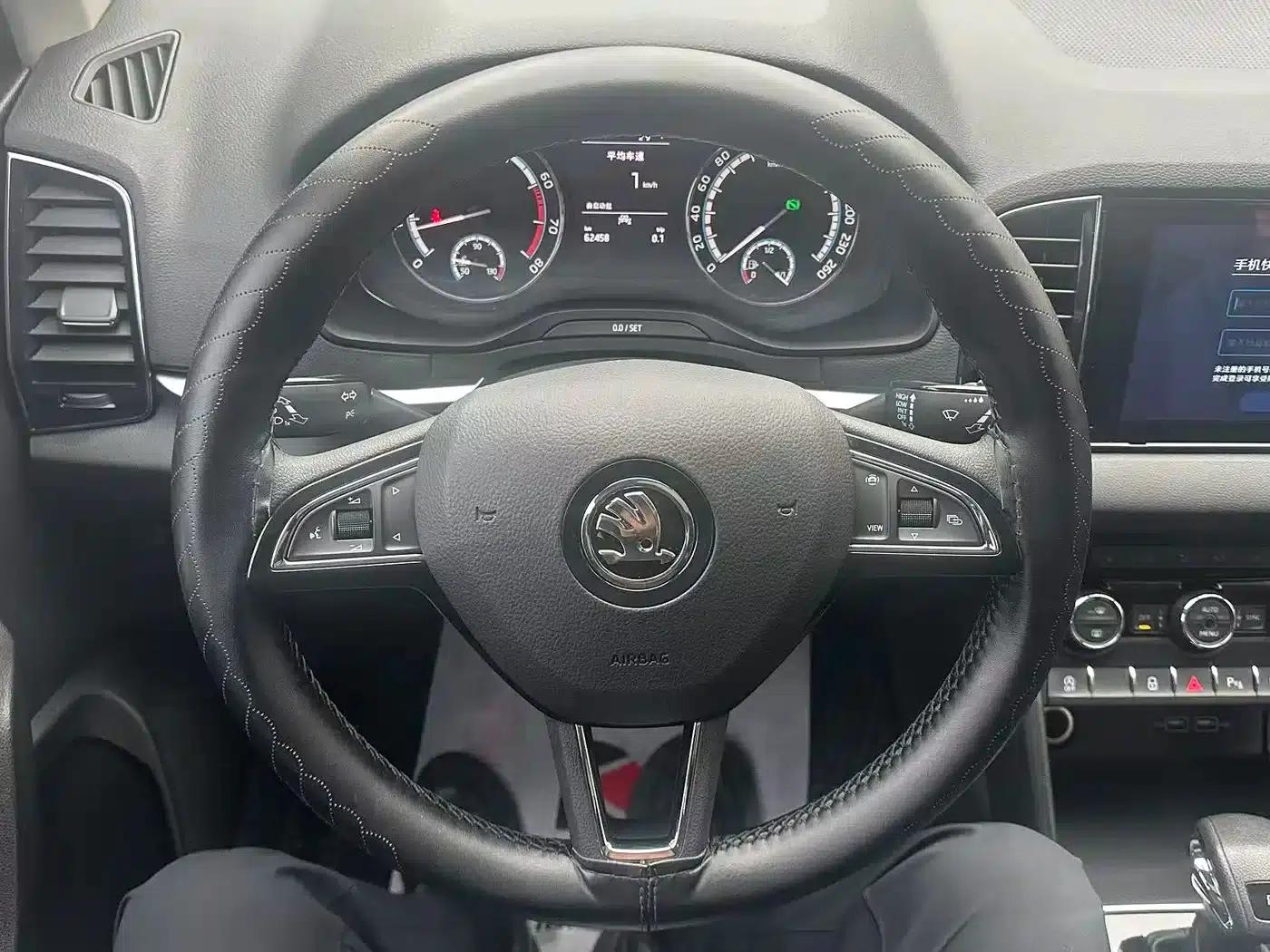 Karoq 2021 TSI280 Luxury Edition — миниатюра 9