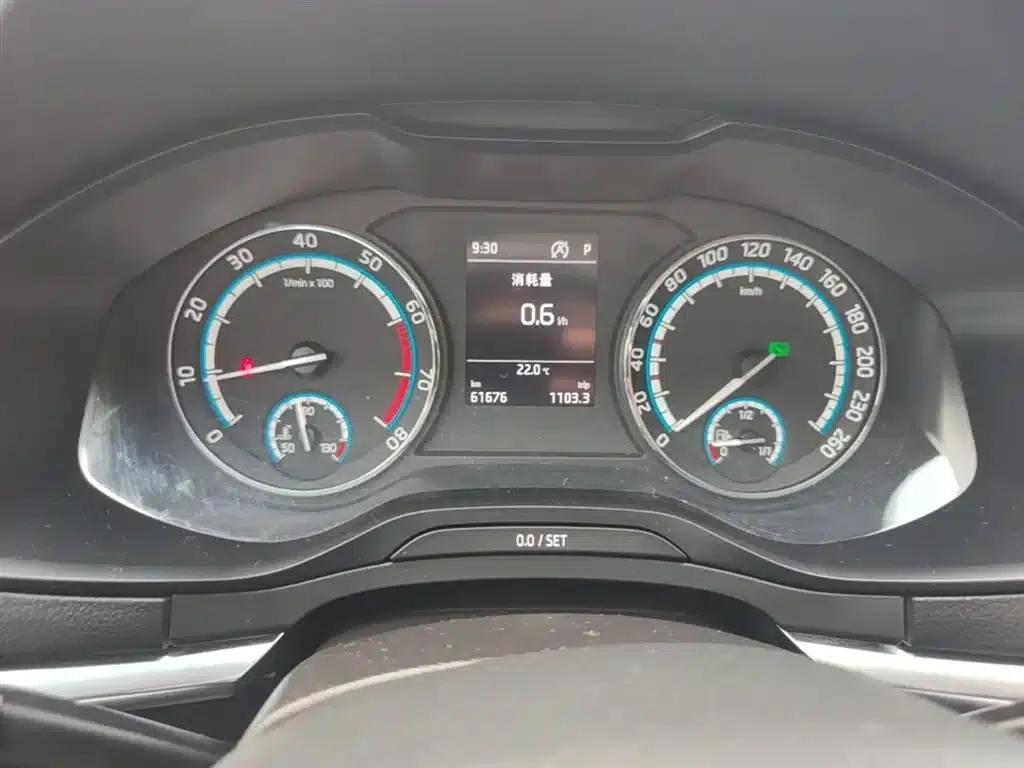 Karoq 2019 TSI280 Smart Enjoy Edition (National V Emission Standard) — миниатюра 12
