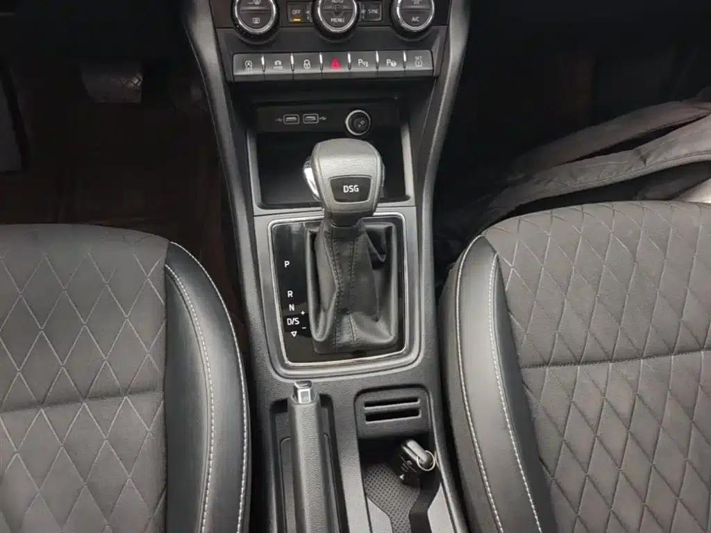 Karoq 2019 TSI280 Smart Enjoy Edition (National V Emission Standard) — миниатюра 14