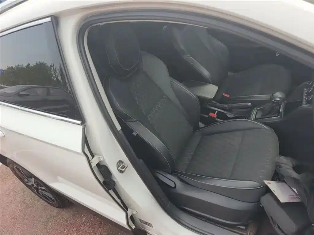 Karoq 2019 TSI280 Smart Enjoy Edition (National V Emission Standard) — миниатюра 25