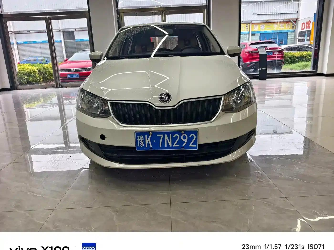 Fabia 2017 1.4L Automatic Enjoy Edition — миниатюра 1