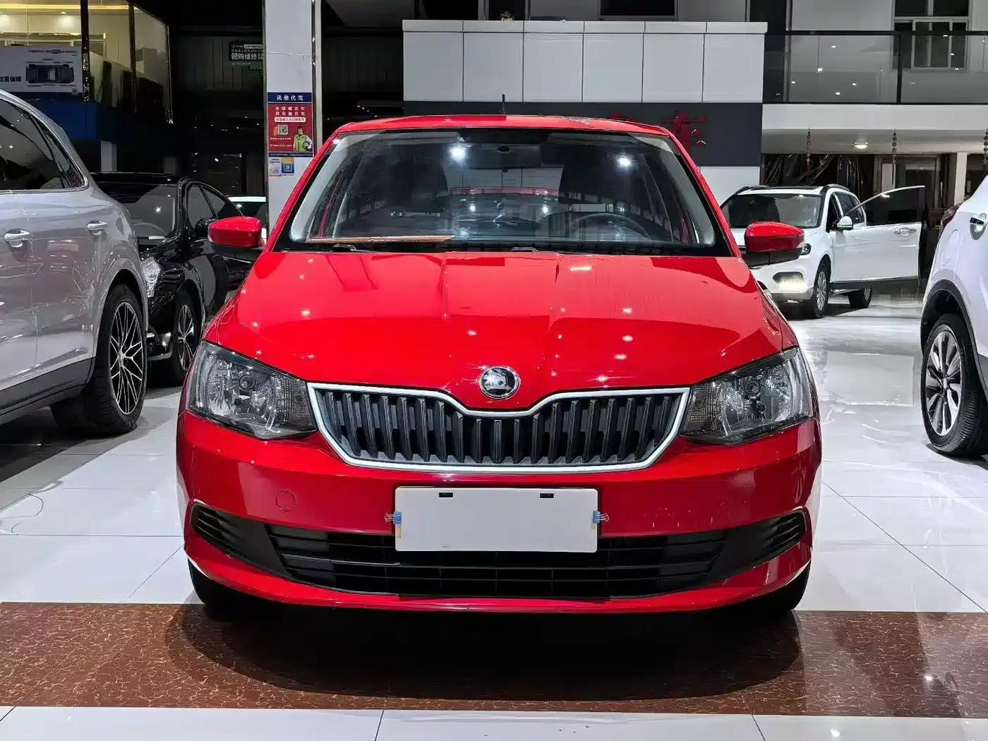 Fabia 2017 1.4L Automatic Enjoy Edition — миниатюра 2