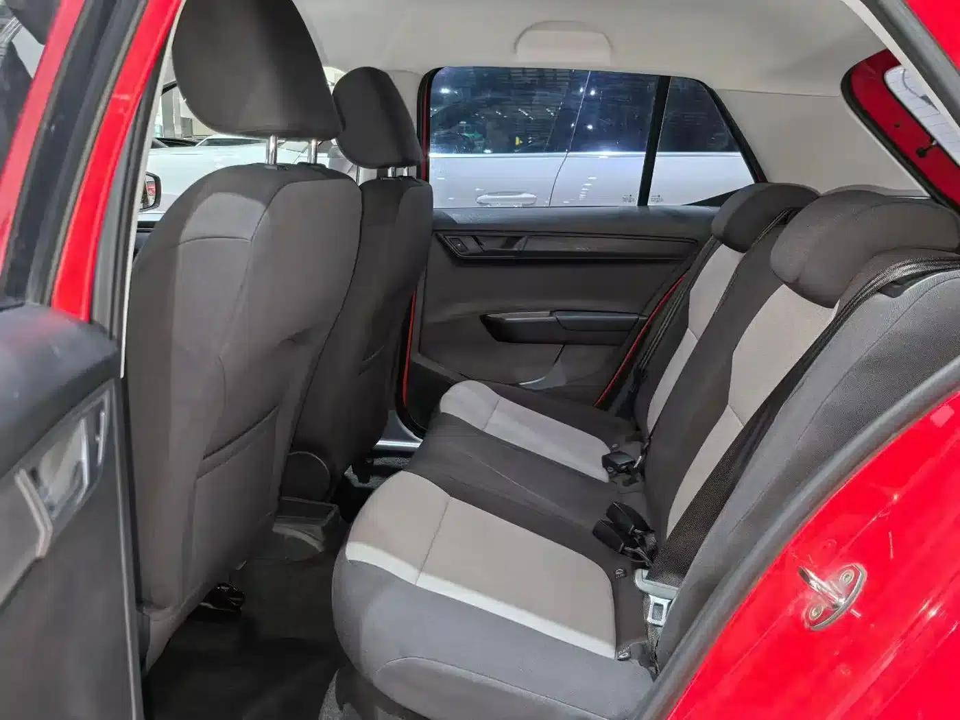 Fabia 2017 1.4L Automatic Enjoy Edition — миниатюра 5