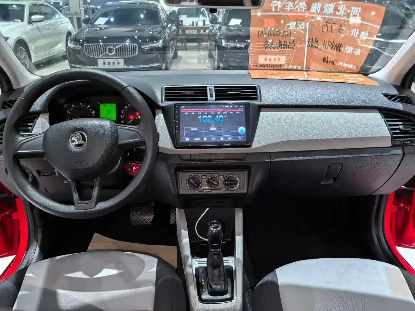 Fabia 2017 1.4L Automatic Enjoy Edition — миниатюра 6