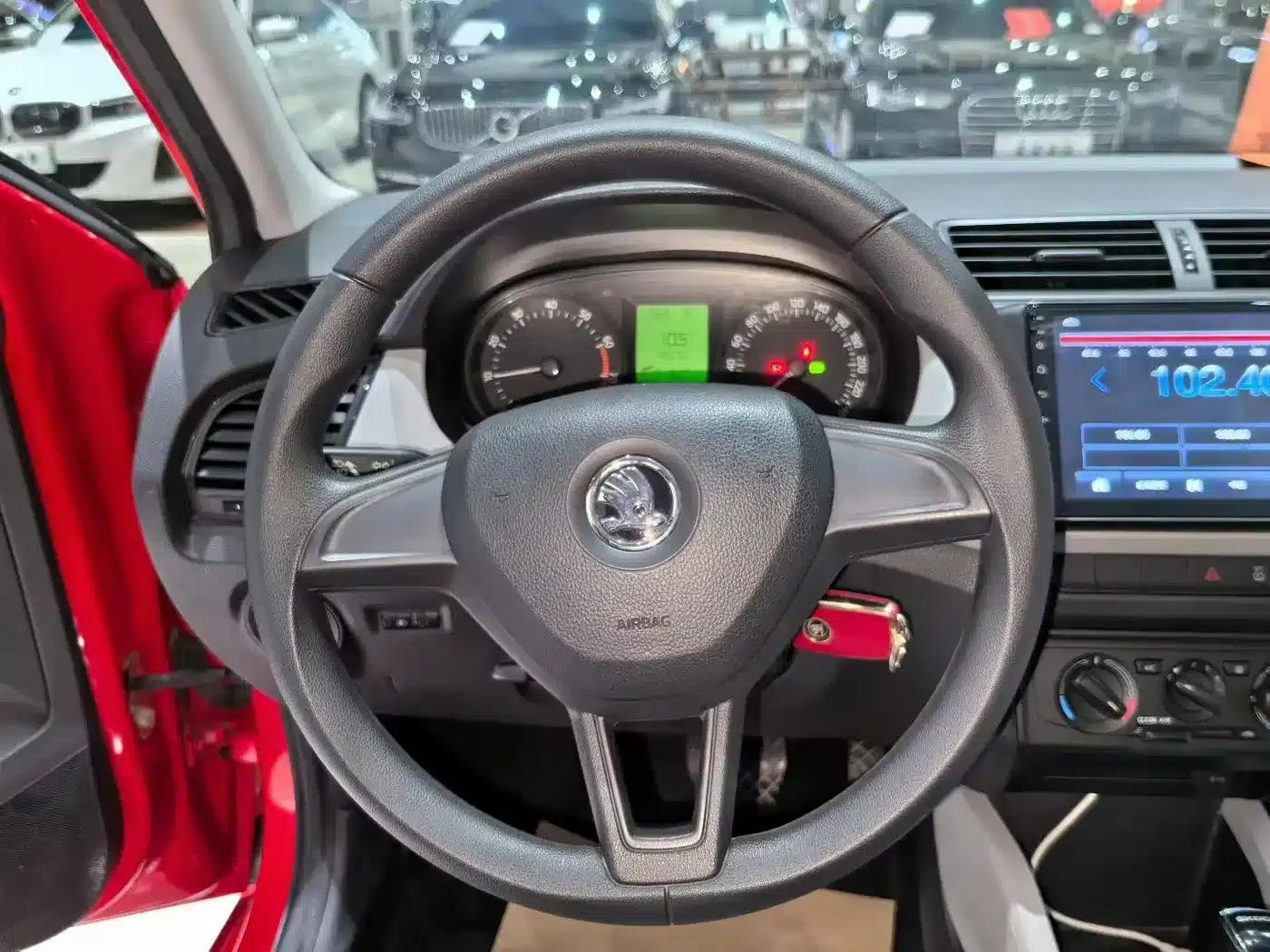 Fabia 2017 1.4L Automatic Enjoy Edition — миниатюра 7