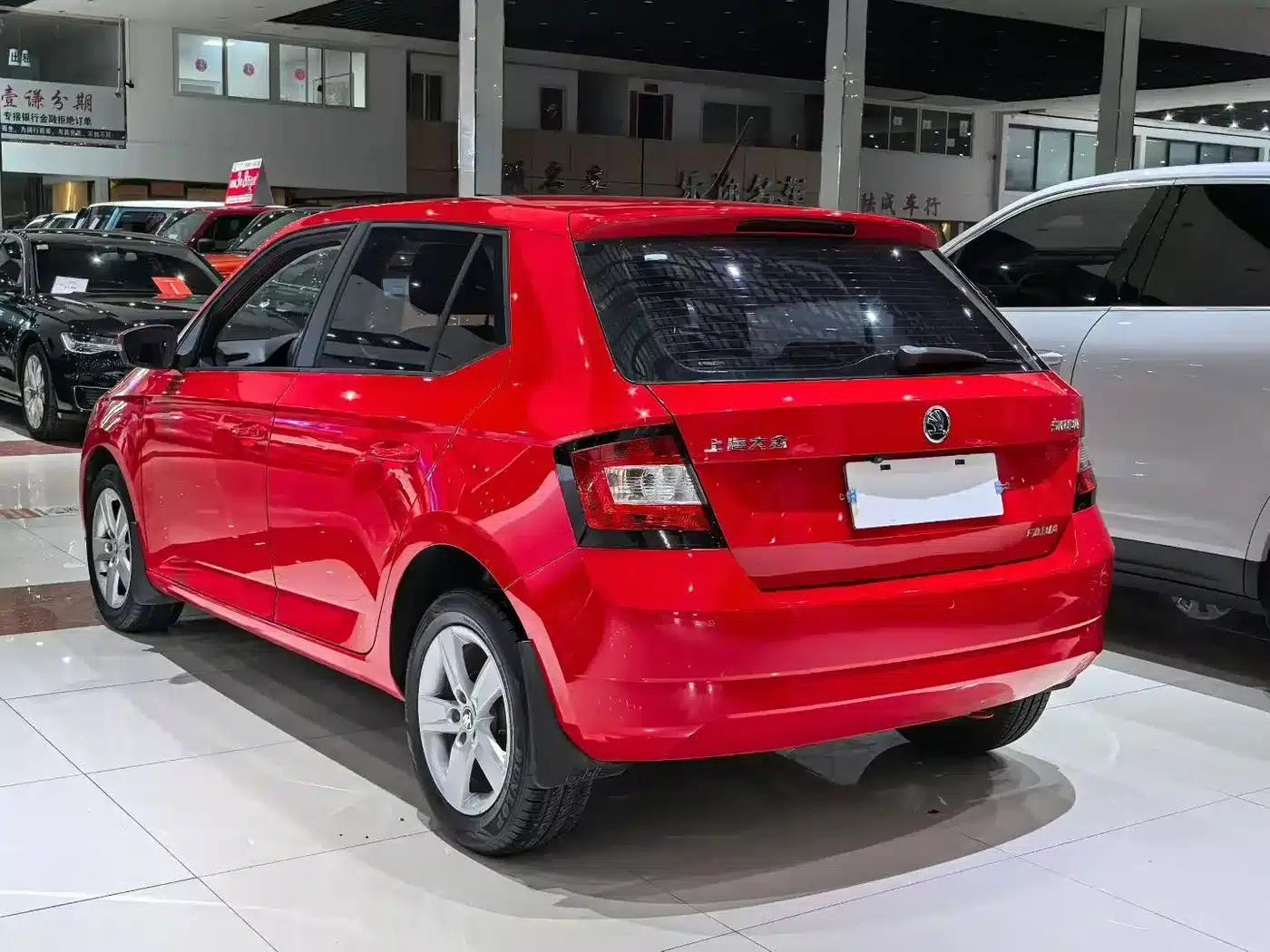 Fabia 2017 1.4L Automatic Enjoy Edition — миниатюра 9
