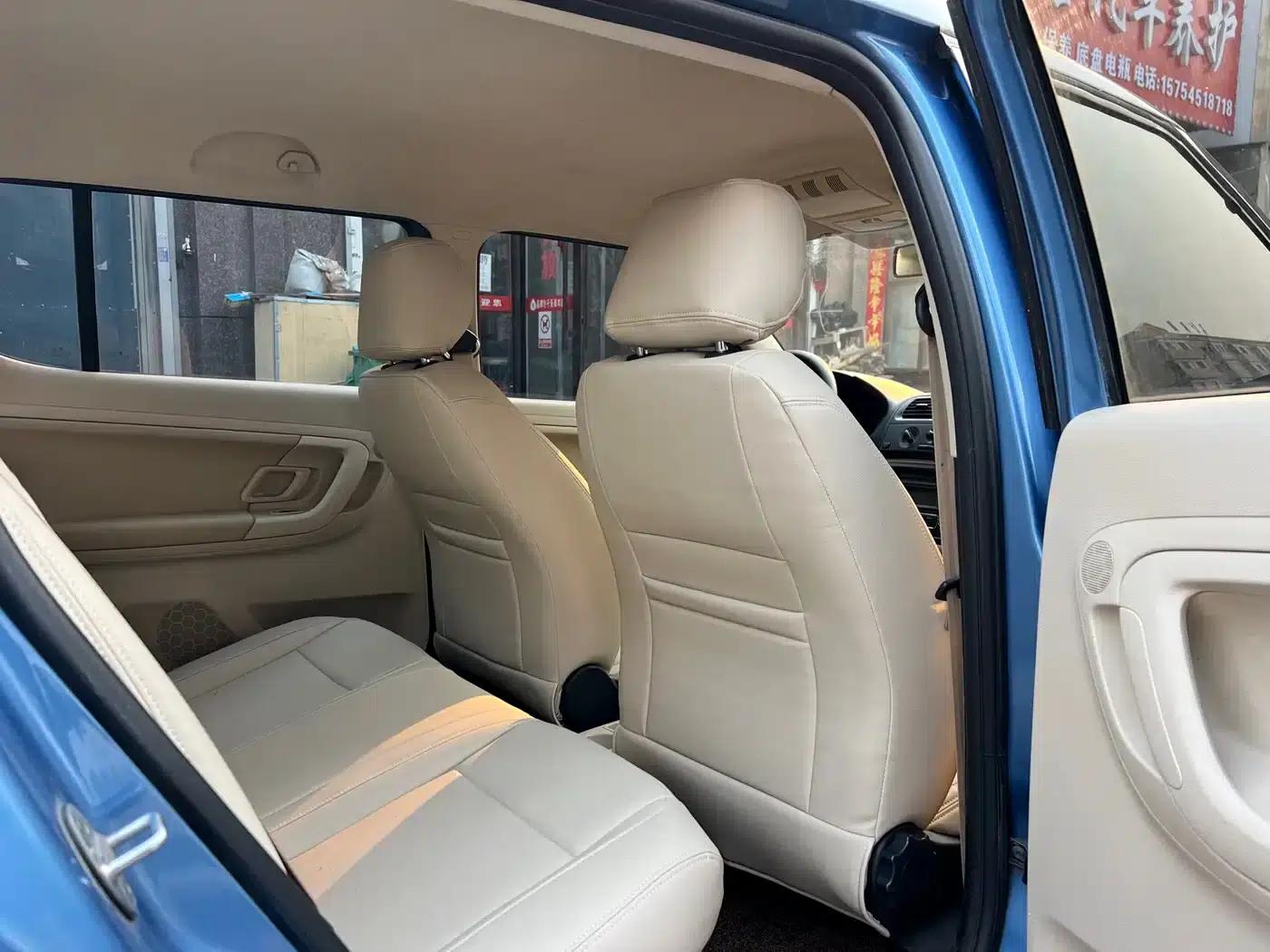 Fabia 2014 1.4L Automatic Crystal Edition — миниатюра 8