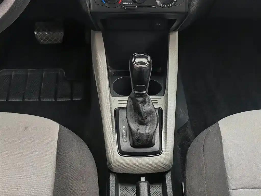 Fabia 2017 1.4L Automatic Enjoy Edition — миниатюра 13