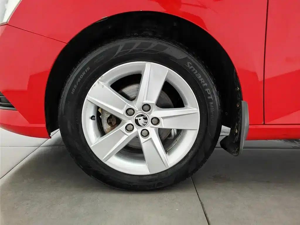 Fabia 2017 1.4L Automatic Enjoy Edition — миниатюра 17