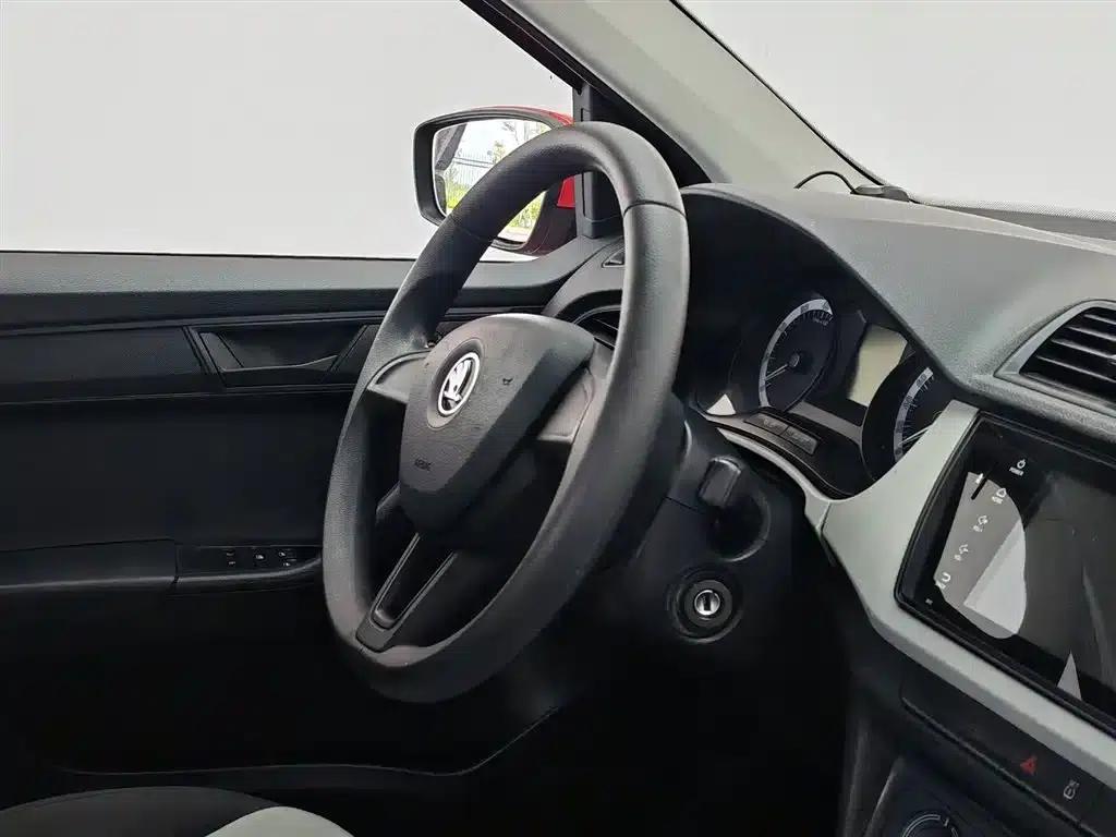 Fabia 2017 1.4L Automatic Enjoy Edition — миниатюра 22