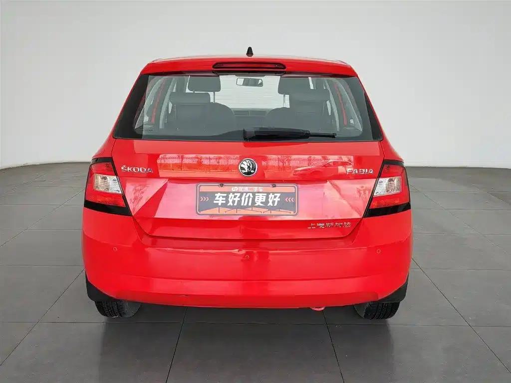 Fabia 2017 1.4L Automatic Enjoy Edition — миниатюра 4