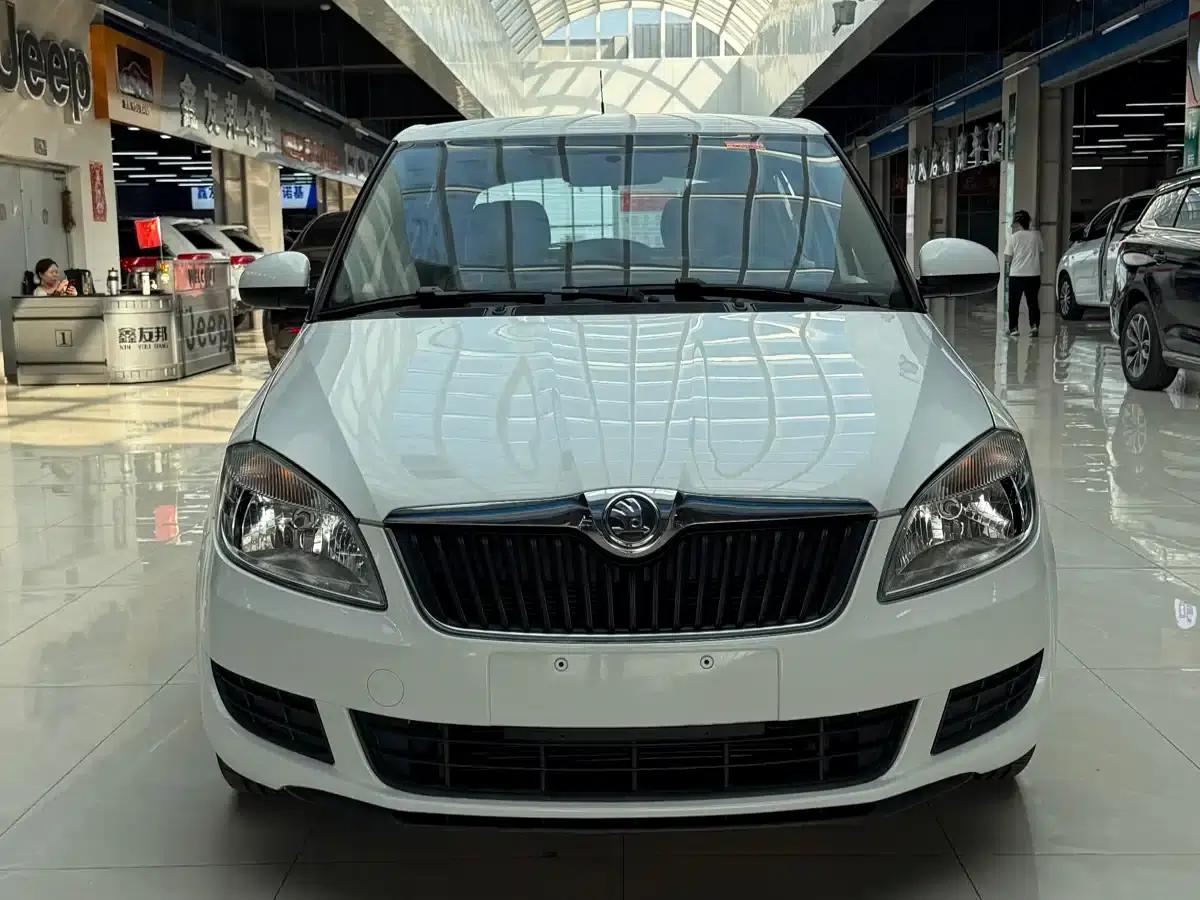 Fabia 2014 1.4L Automatic Crystal Edition — миниатюра 2