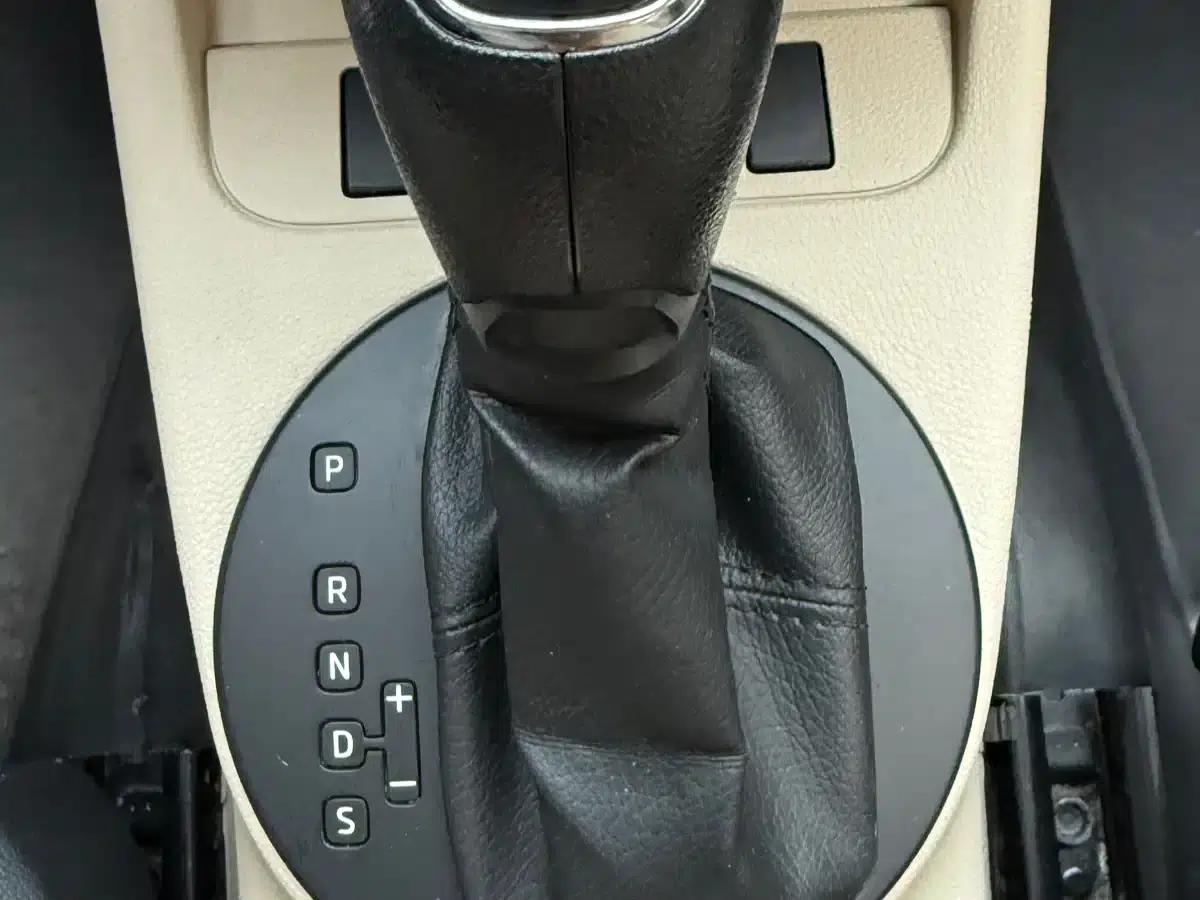 Fabia 2014 1.4L Automatic Crystal Edition — миниатюра 17