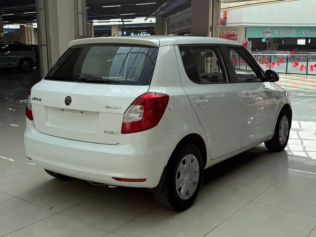 Fabia 2014 1.4L Automatic Crystal Edition — миниатюра 7