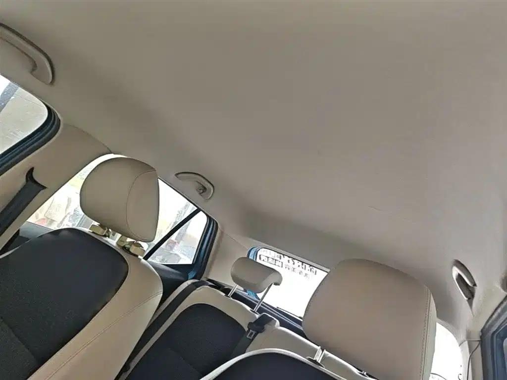 Fabia 2015 1.4L Automatic Comfortline — миниатюра 18