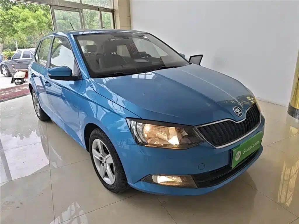 Fabia 2015 1.4L Automatic Comfortline — миниатюра 4
