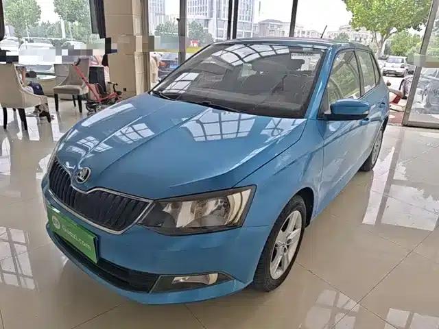 Fabia 2015 1.4L Automatic Comfortline