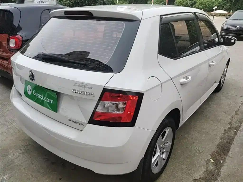 Fabia 2016 1.4L Automatic Enjoy Edition — миниатюра 7