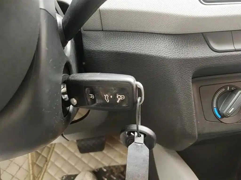 Fabia 2016 1.4L Automatic Enjoy Edition — миниатюра 9