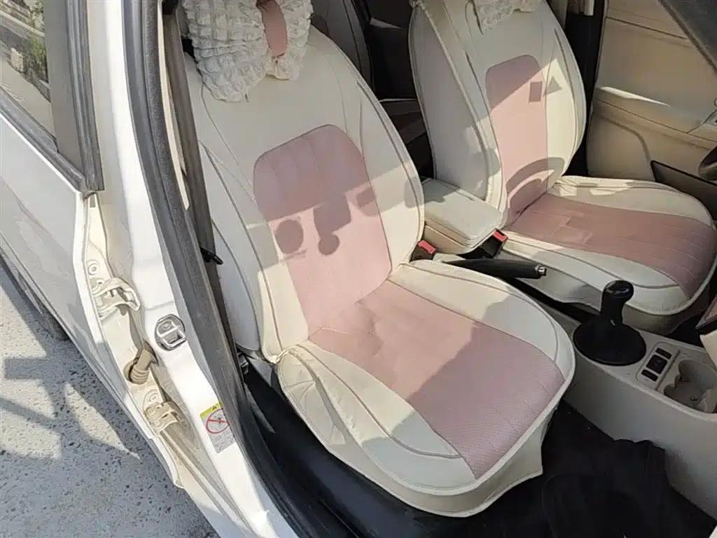 Fabia 2014 1.4L Manual Crystal Edition — миниатюра 25