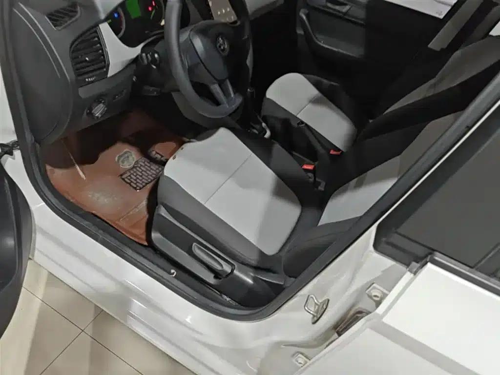 Fabia 2017 1.4L Automatic Enjoy Edition — миниатюра 15