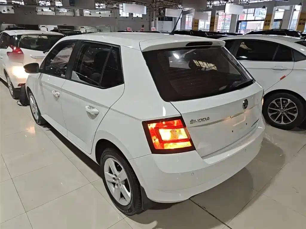 Fabia 2017 1.4L Automatic Enjoy Edition — миниатюра 5