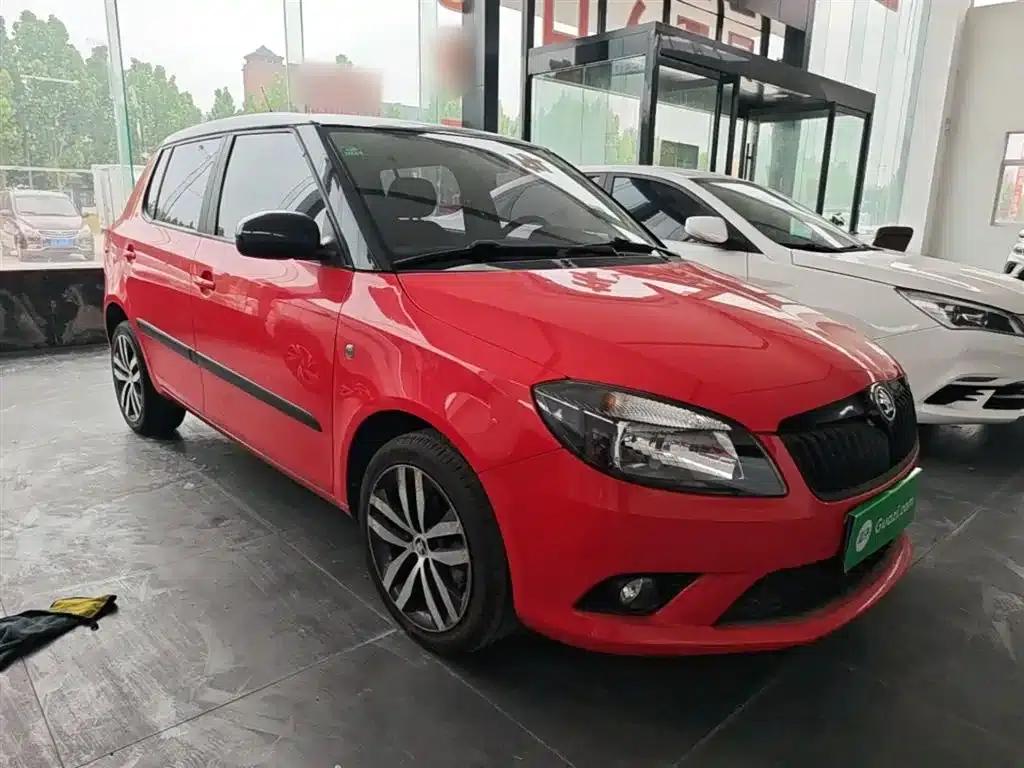 Fabia 2014 1.6L Automatic Sport Edition — миниатюра 4