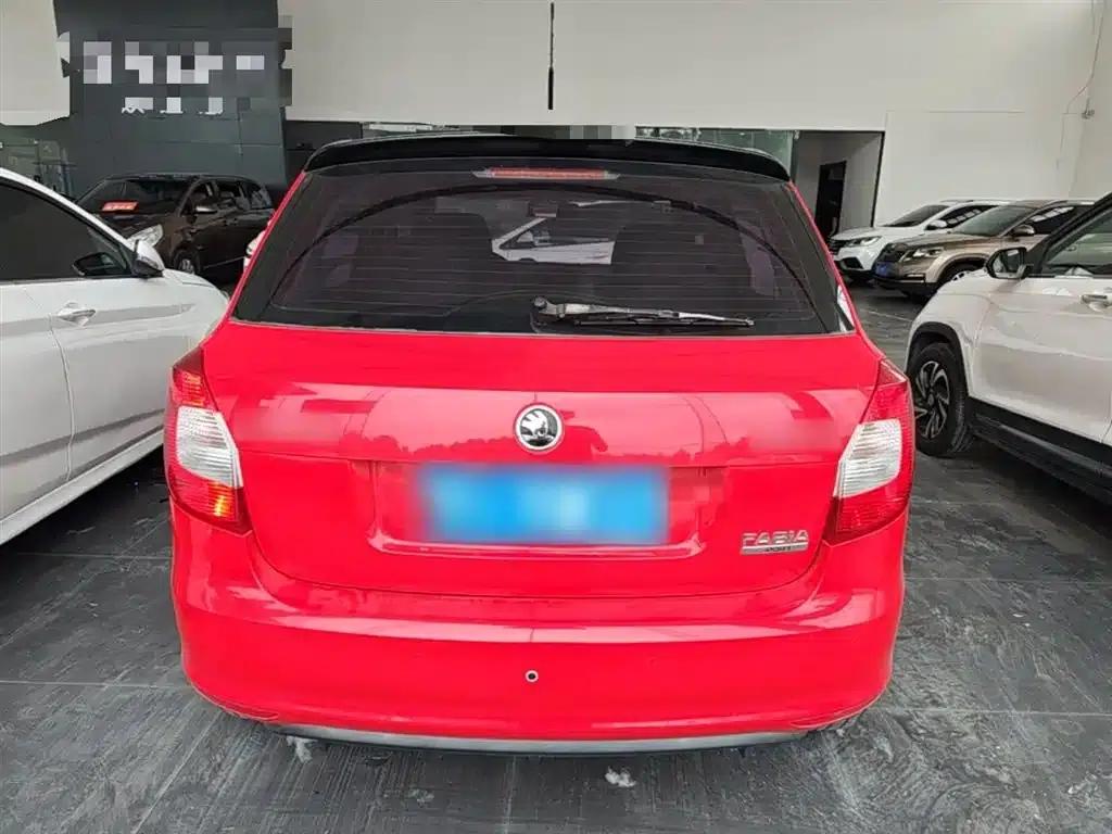 Fabia 2014 1.6L Automatic Sport Edition — миниатюра 6