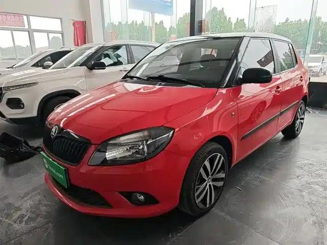 Fabia 2014 1.6L Automatic Sport Edition
