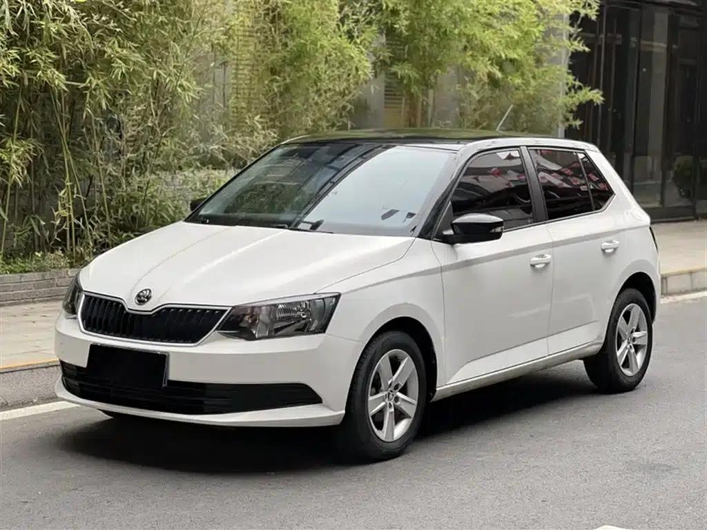 Fabia 2017 1.4L Automatic Enjoy Edition — миниатюра 1