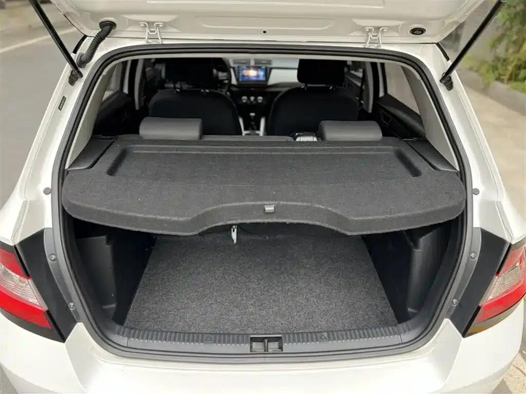 Fabia 2017 1.4L Automatic Enjoy Edition — миниатюра 15