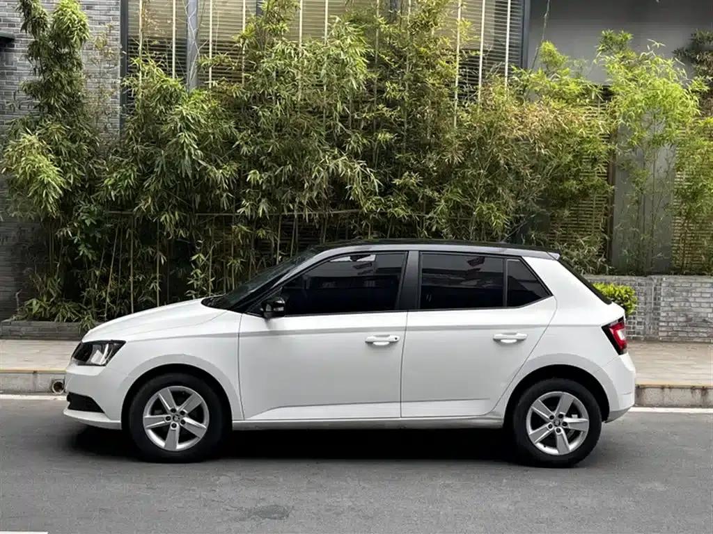 Fabia 2017 1.4L Automatic Enjoy Edition — миниатюра 5