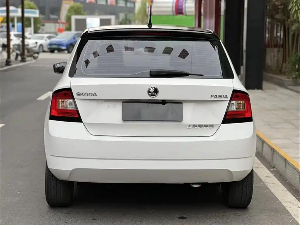 Fabia 2017 1.4L Automatic Enjoy Edition — миниатюра 10