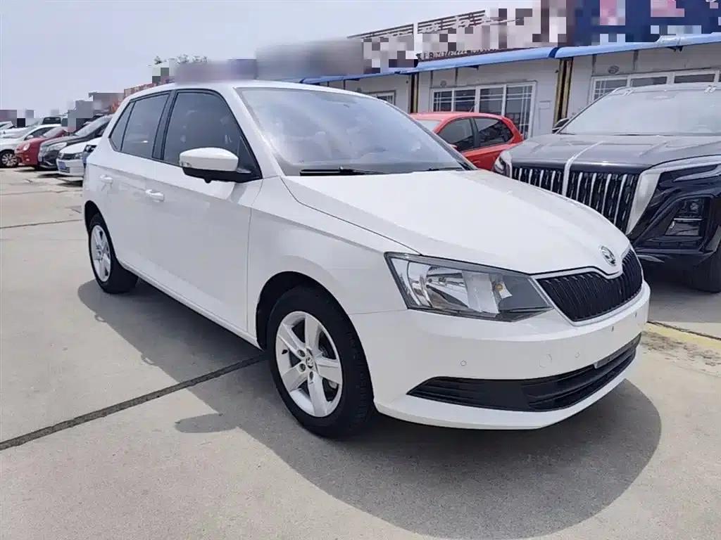 Fabia 2017 1.4L Automatic Enjoy Edition — миниатюра 4