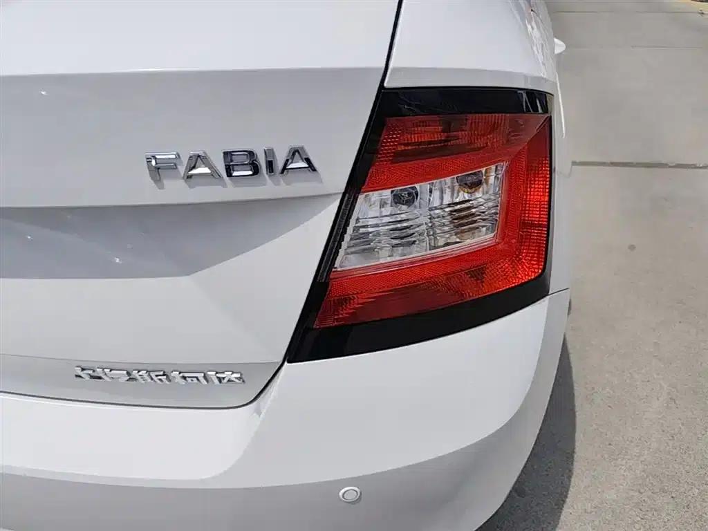 Fabia 2017 1.4L Automatic Enjoy Edition — миниатюра 8
