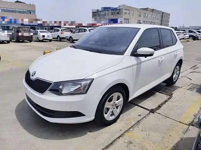 Fabia 2017 1.4L Automatic Enjoy Edition