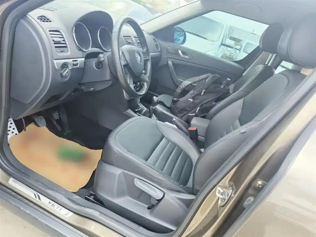 2014 Yeti 1.4TSI Manual Polar Edition — миниатюра 15