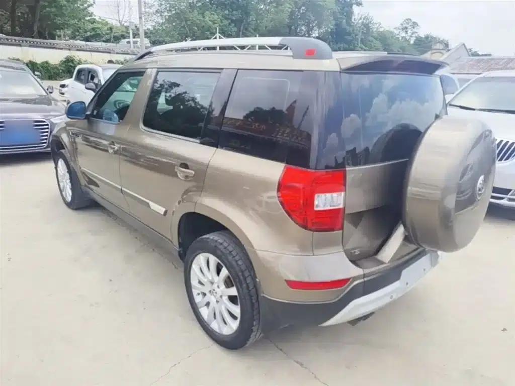 2014 Yeti 1.4TSI Manual Polar Edition — миниатюра 5