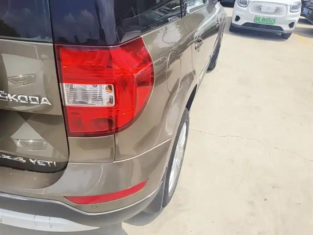 2014 Yeti 1.4TSI Manual Polar Edition — миниатюра 8