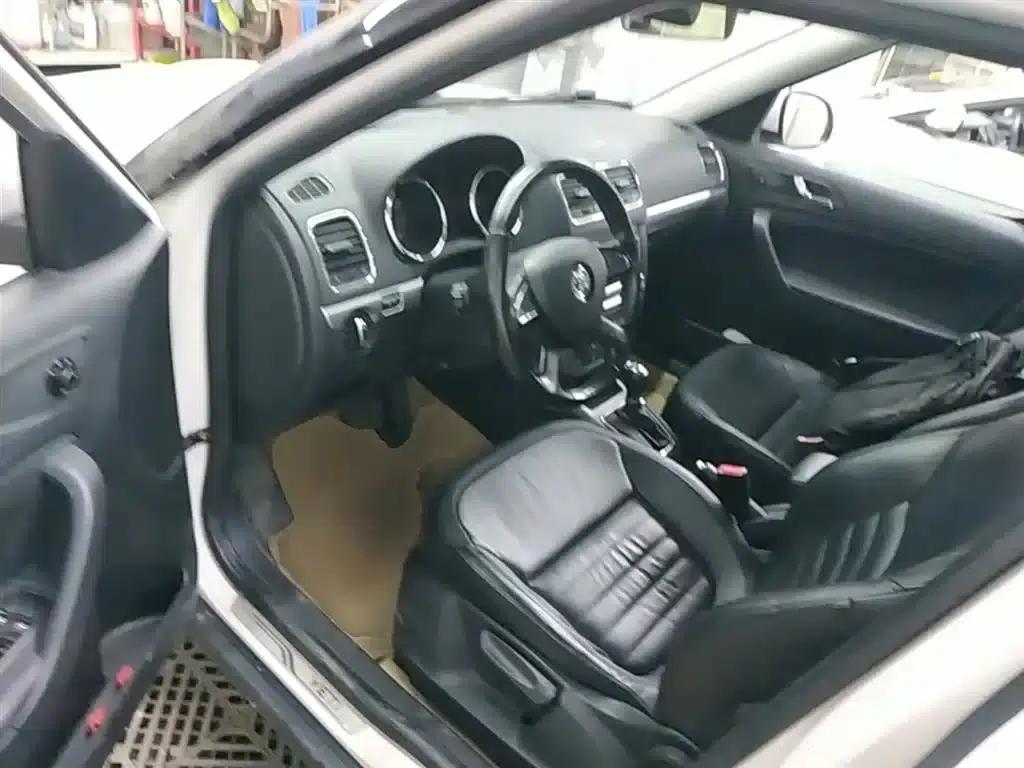 Yeti 2014 1.8TSI DSG Polar Edition — миниатюра 15