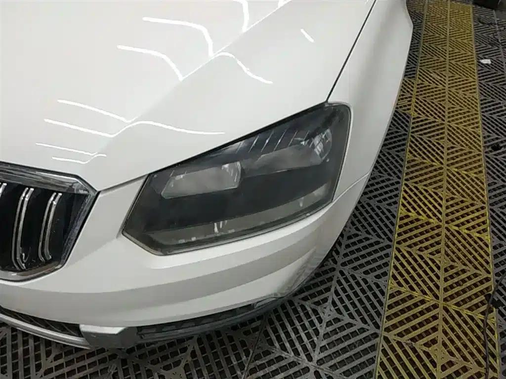 Yeti 2014 1.8TSI DSG Polar Edition — миниатюра 24
