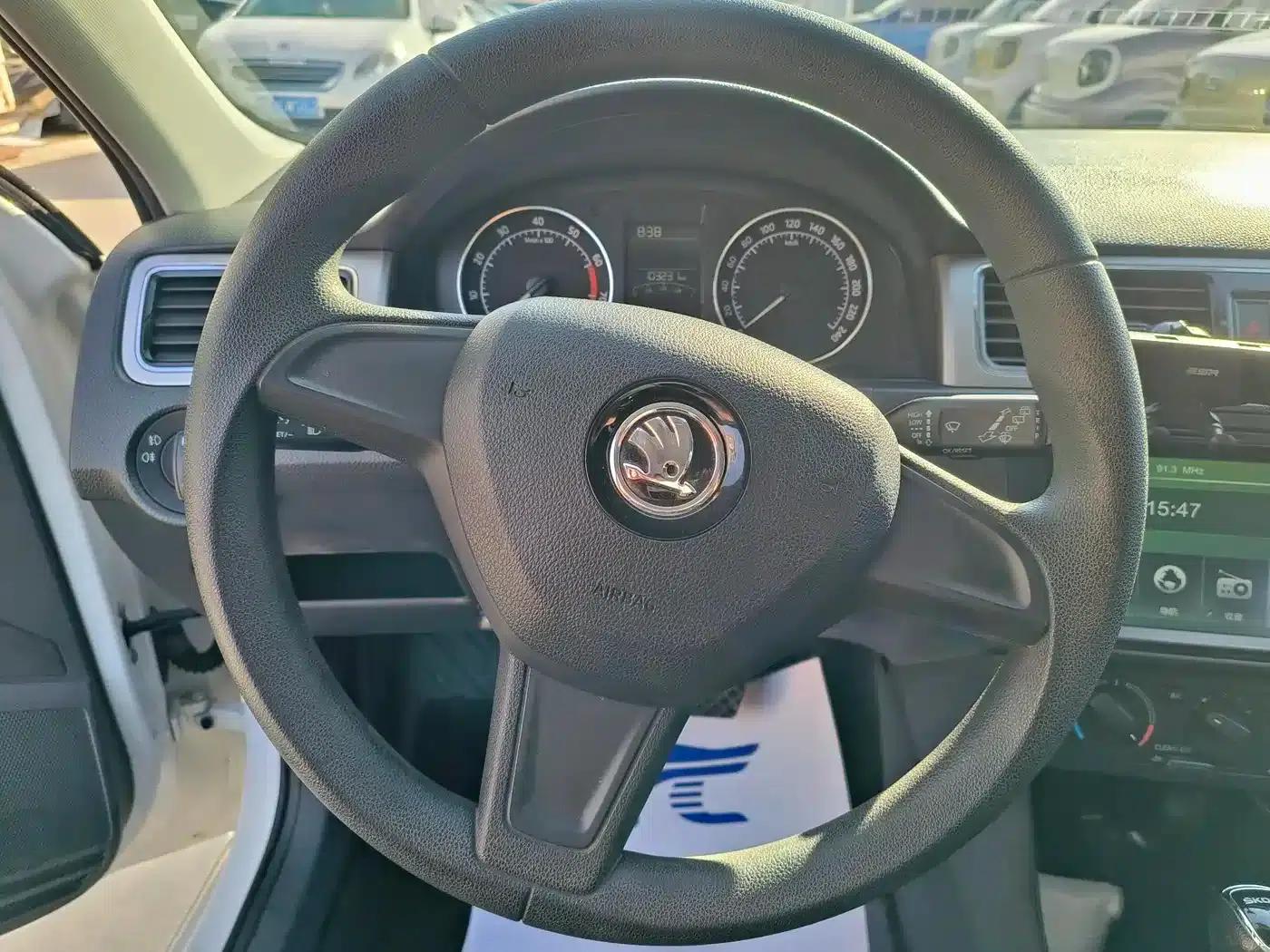 Rapid Spaceback 2016 Facelift 1.6L Automatic Comfortline — миниатюра 16