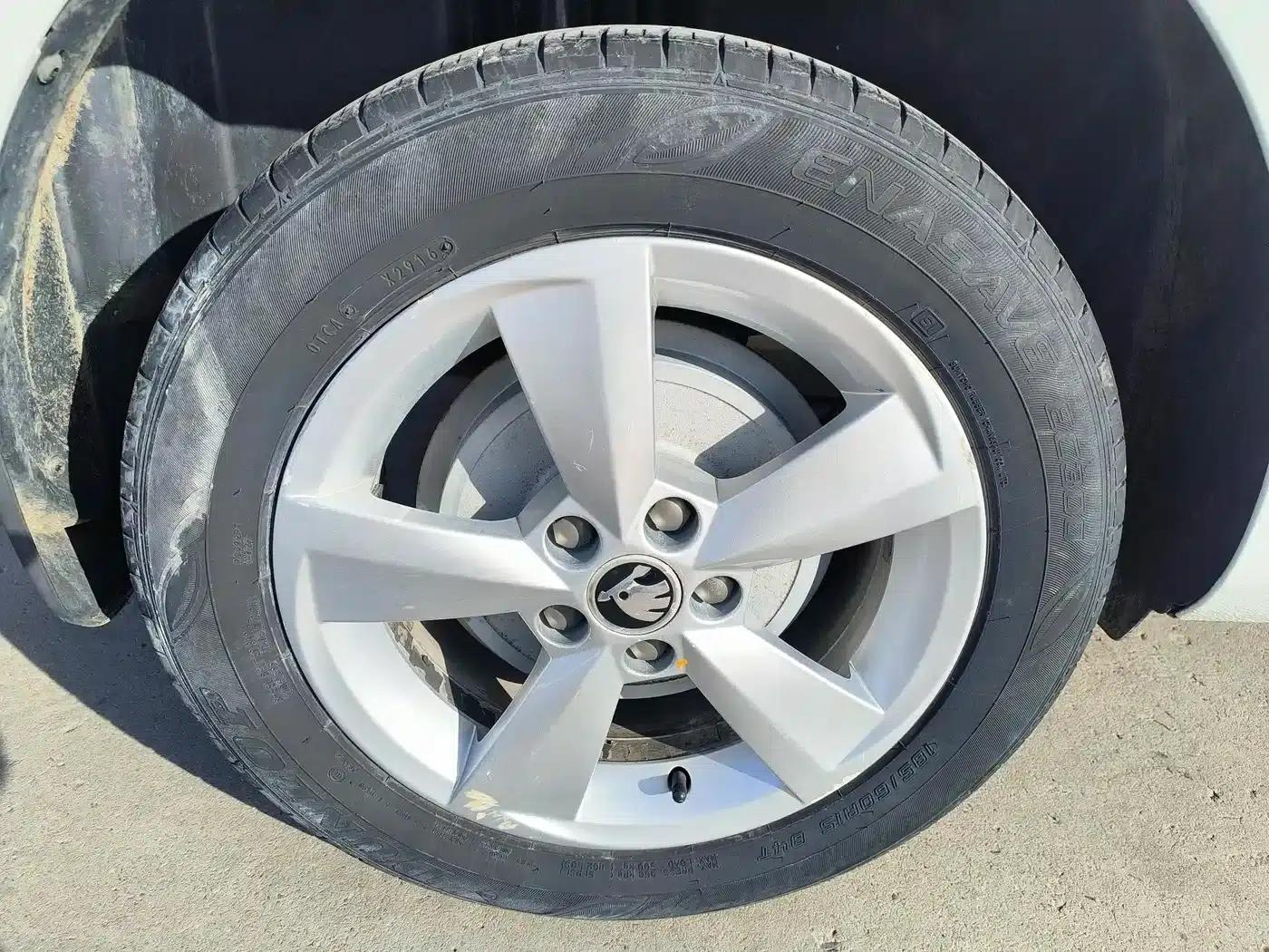 Rapid Spaceback 2016 Facelift 1.6L Automatic Comfortline — миниатюра 20