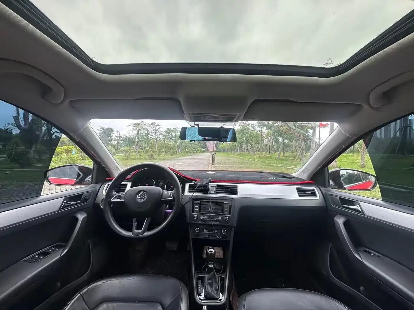 Rapid 2014 1.4TSI DSG Premium Edition — миниатюра 5
