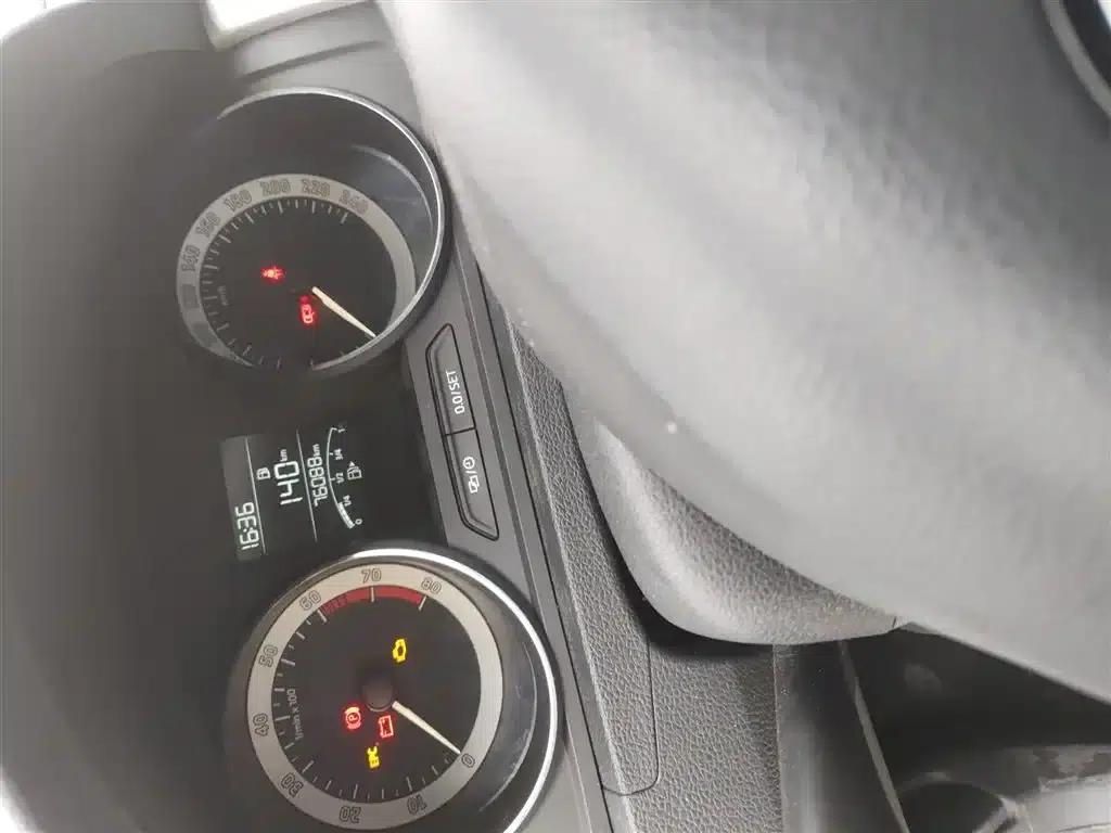 Rapid 2018 1.6L Manual Comfort Edition — миниатюра 3